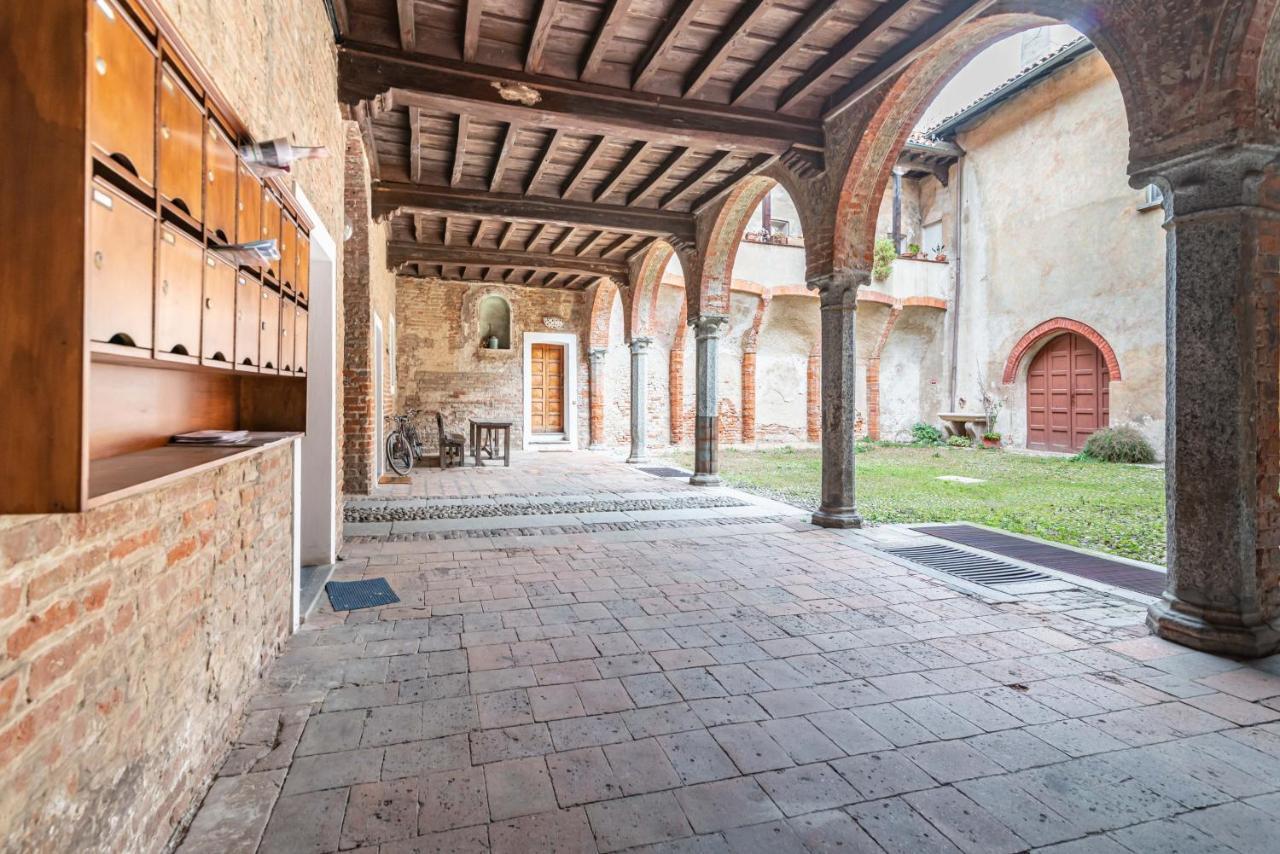 House Of Foscolo - Palazzo Cornazzani - By Host4U Apartment Павия Екстериор снимка