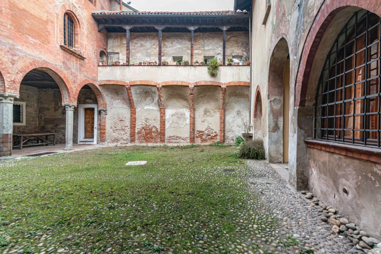 House Of Foscolo - Palazzo Cornazzani - By Host4U Apartment Павия Екстериор снимка