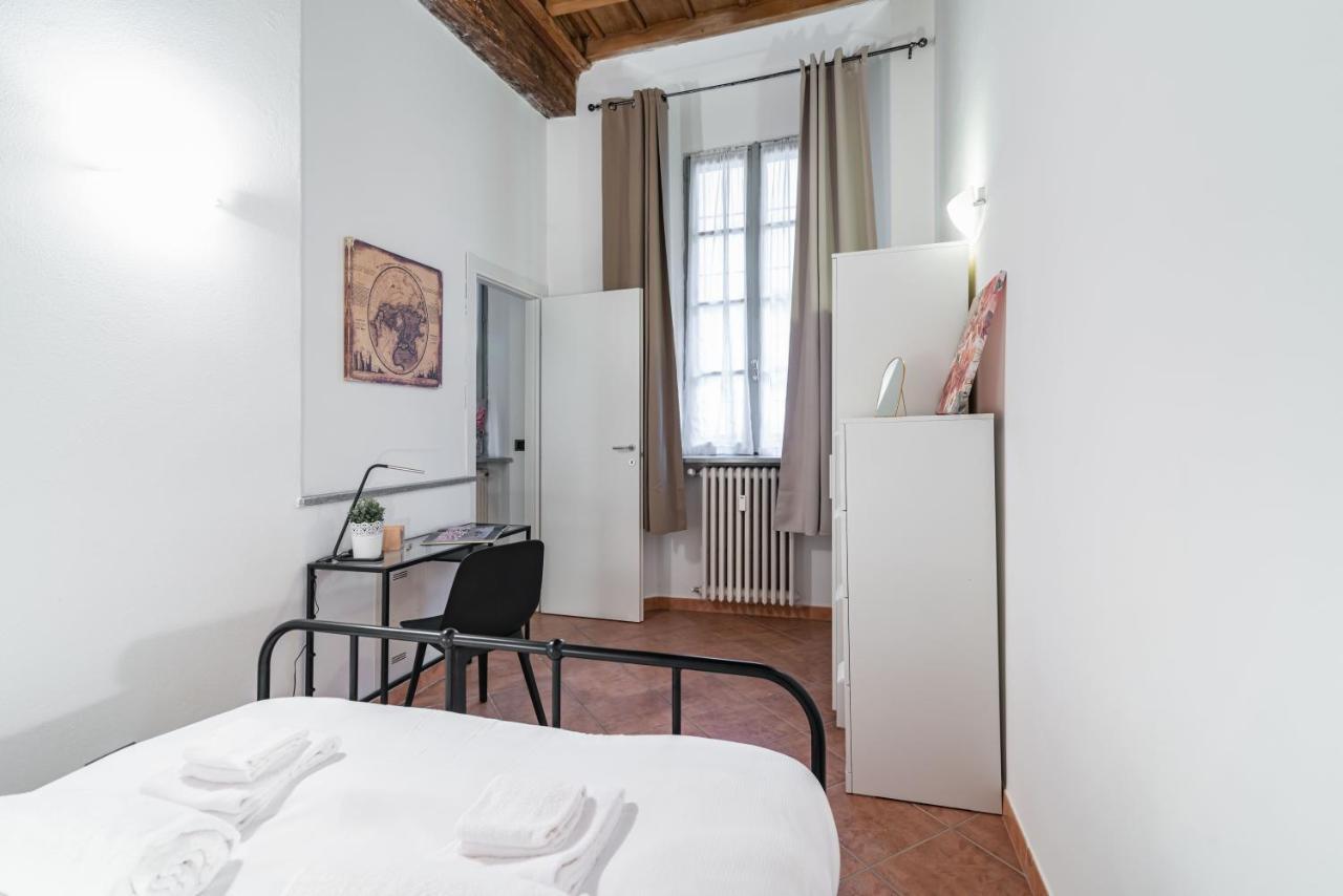 House Of Foscolo - Palazzo Cornazzani - By Host4U Apartment Павия Екстериор снимка