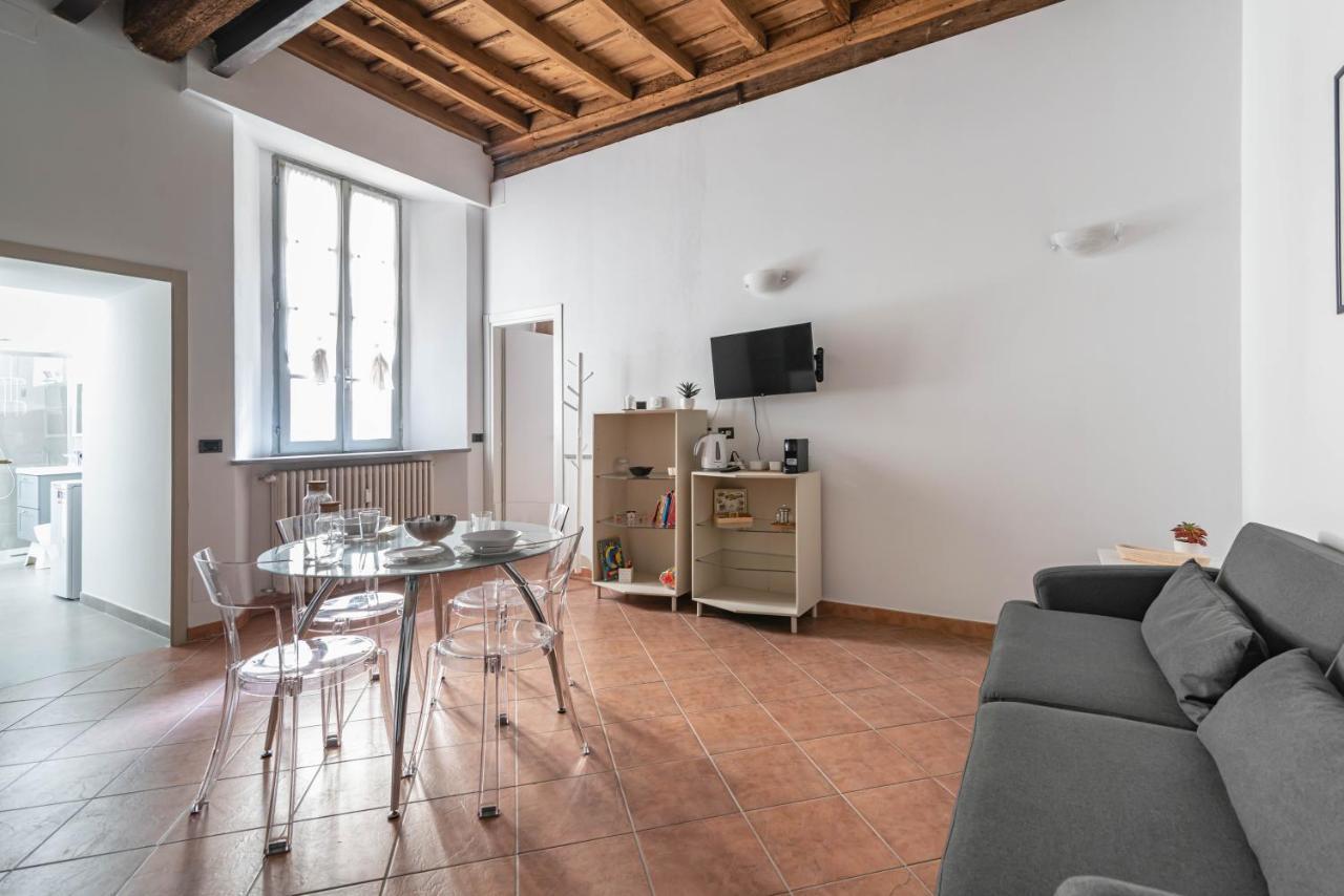 House Of Foscolo - Palazzo Cornazzani - By Host4U Apartment Павия Екстериор снимка