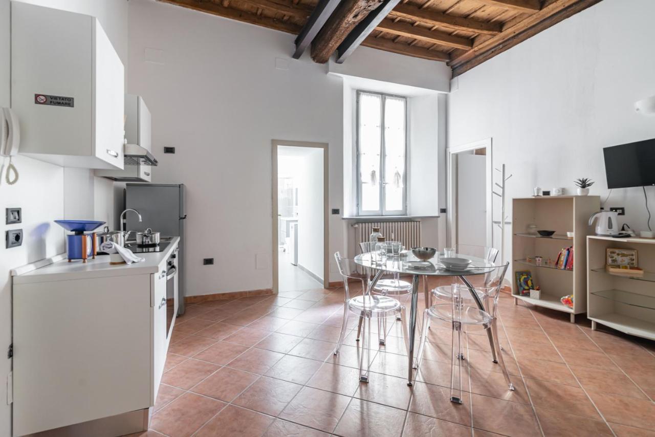 House Of Foscolo - Palazzo Cornazzani - By Host4U Apartment Павия Екстериор снимка